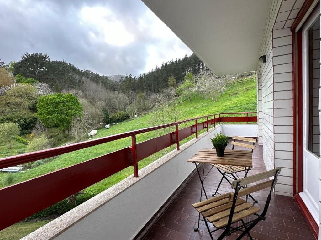 Sukarrieta Urdaibai Apartment Exterior photo
